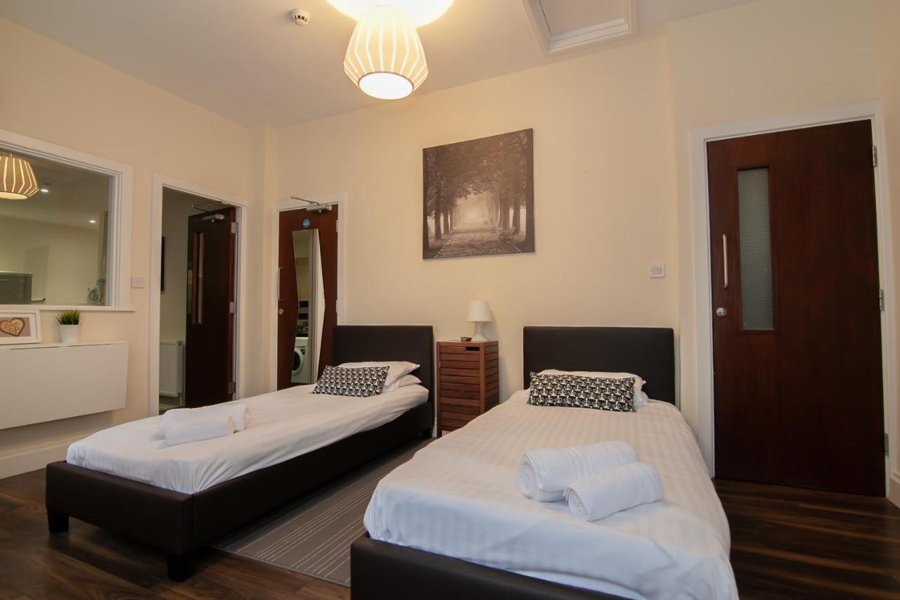 Casa Fresa Franks Serviced Accommodation Liverpool Exterior foto
